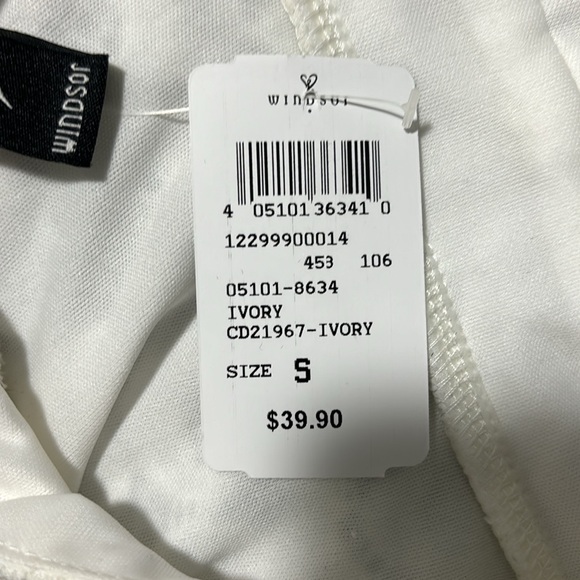 Ivory Windsor Dress - Picture 7 of 7